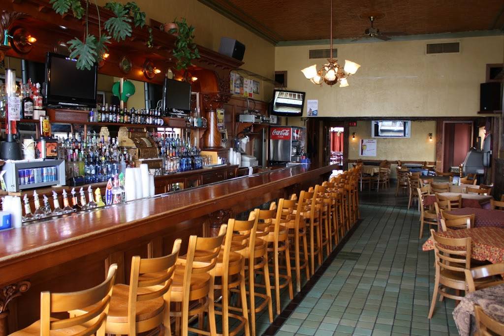 Columbia Street West | restaurant | 135 W Columbia St, Fort Wayne, IN 46802, USA | 2604225055 OR +1 260-422-5055