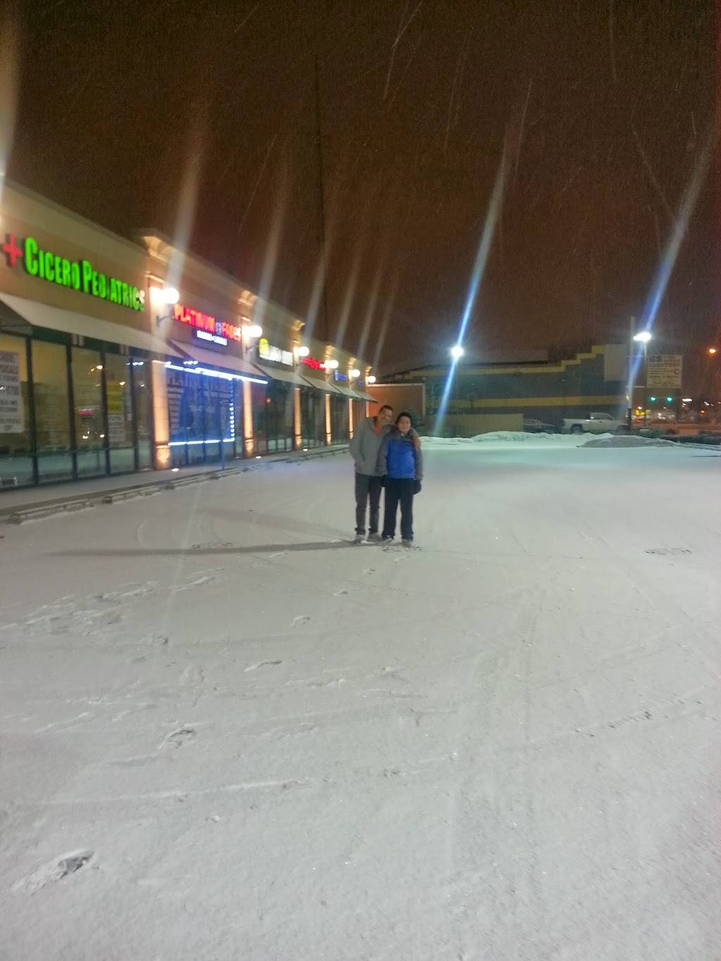 Subway Restaurants | restaurant | 5301 W Cermak Rd, Cicero, IL 60804, USA | 7082227777 OR +1 708-222-7777