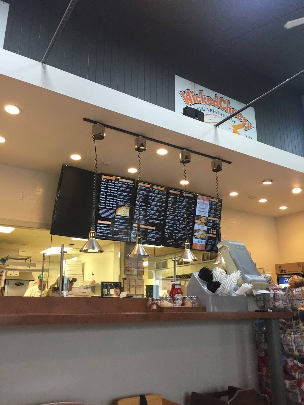 Wicked Cheesy | restaurant | 1079 Main St, Tewksbury, MA 01876, USA | 9788631901 OR +1 978-863-1901