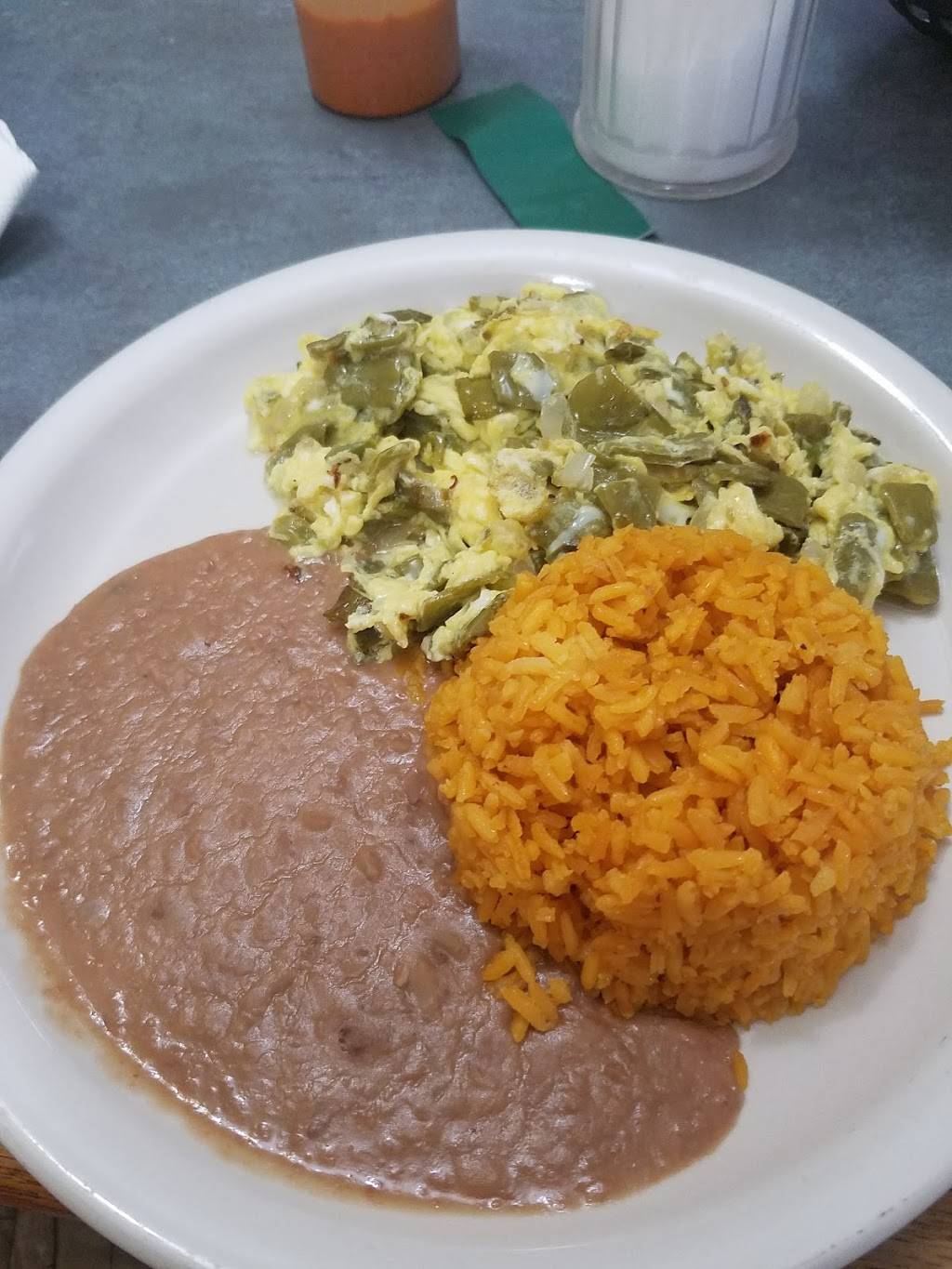 La Cascada Restaurante | restaurant | 5004 N Armenia Ave # 2, Tampa, FL 33603, USA | 8138794471 OR +1 813-879-4471