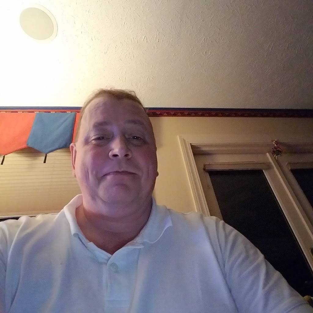 Papa Murphys Take N Bake Pizza | meal takeaway | 8120 TN-100, Bellevue, TN 37221, USA | 6156731313 OR +1 615-673-1313