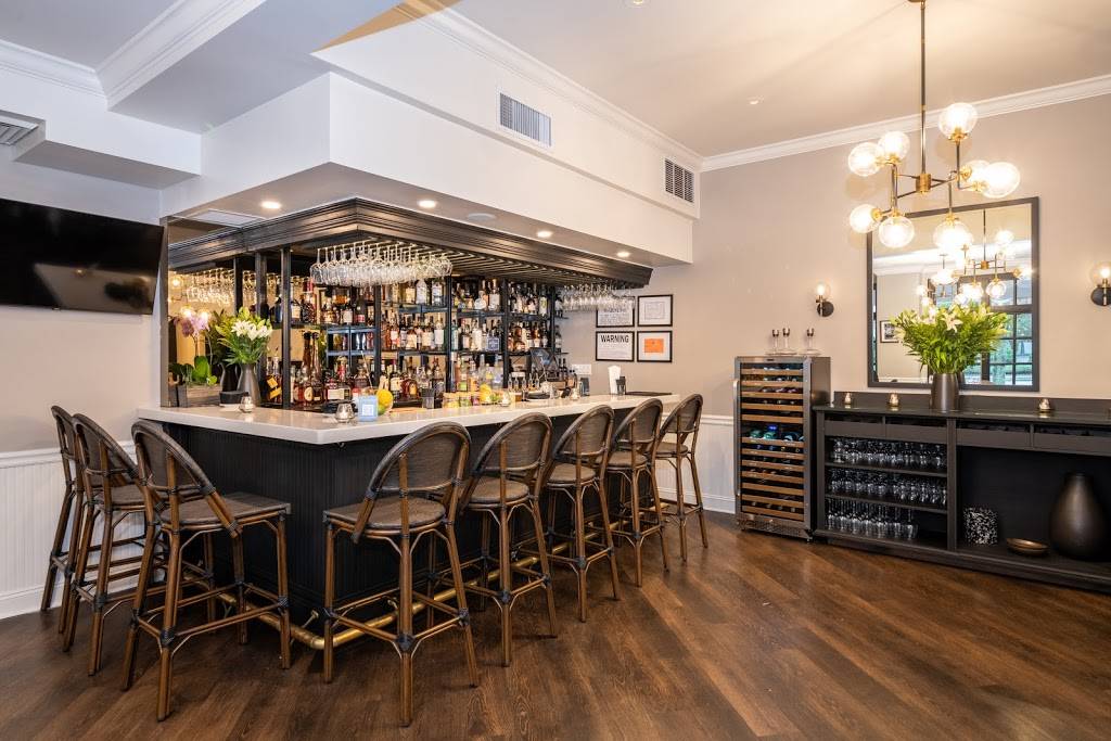 Christophers by Chef Joe | restaurant | 2382 Boston Post Rd, Larchmont, NY 10538, USA | 9147878749 OR +1 914-787-8749