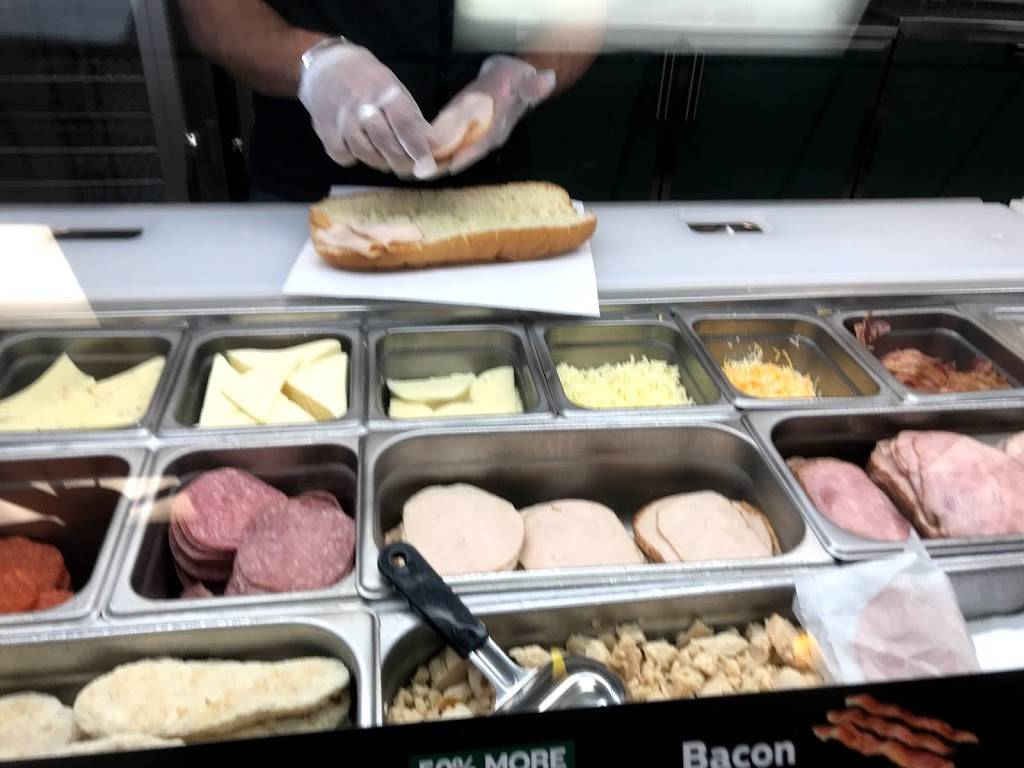 Subway Restaurants | restaurant | 400 High St, Morgantown, WV 26505, USA | 3042913300 OR +1 304-291-3300