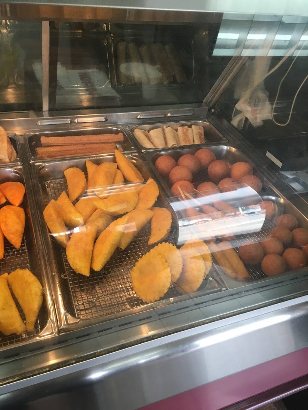 Mi Rancho | restaurant | 45 Meridian St, Boston, MA 02128, USA | 6175610205 OR +1 617-561-0205