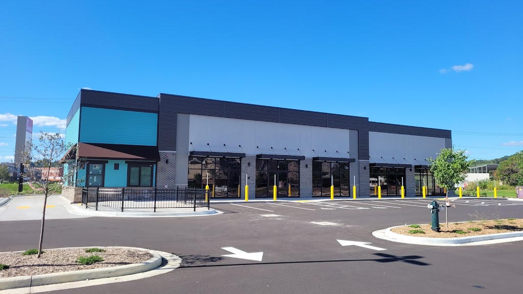 Chick-fil-A | restaurant | 3015 S Kinney Coulee Rd, Onalaska, WI 54650, USA | 6086681028 OR +1 608-668-1028