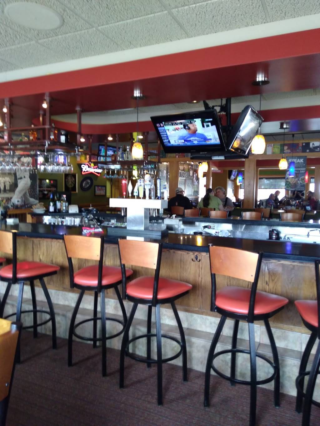 Applebees Grill + Bar | restaurant | 232 Indian Brook Rd, Dover, NH 03820, USA | 6037425707 OR +1 603-742-5707