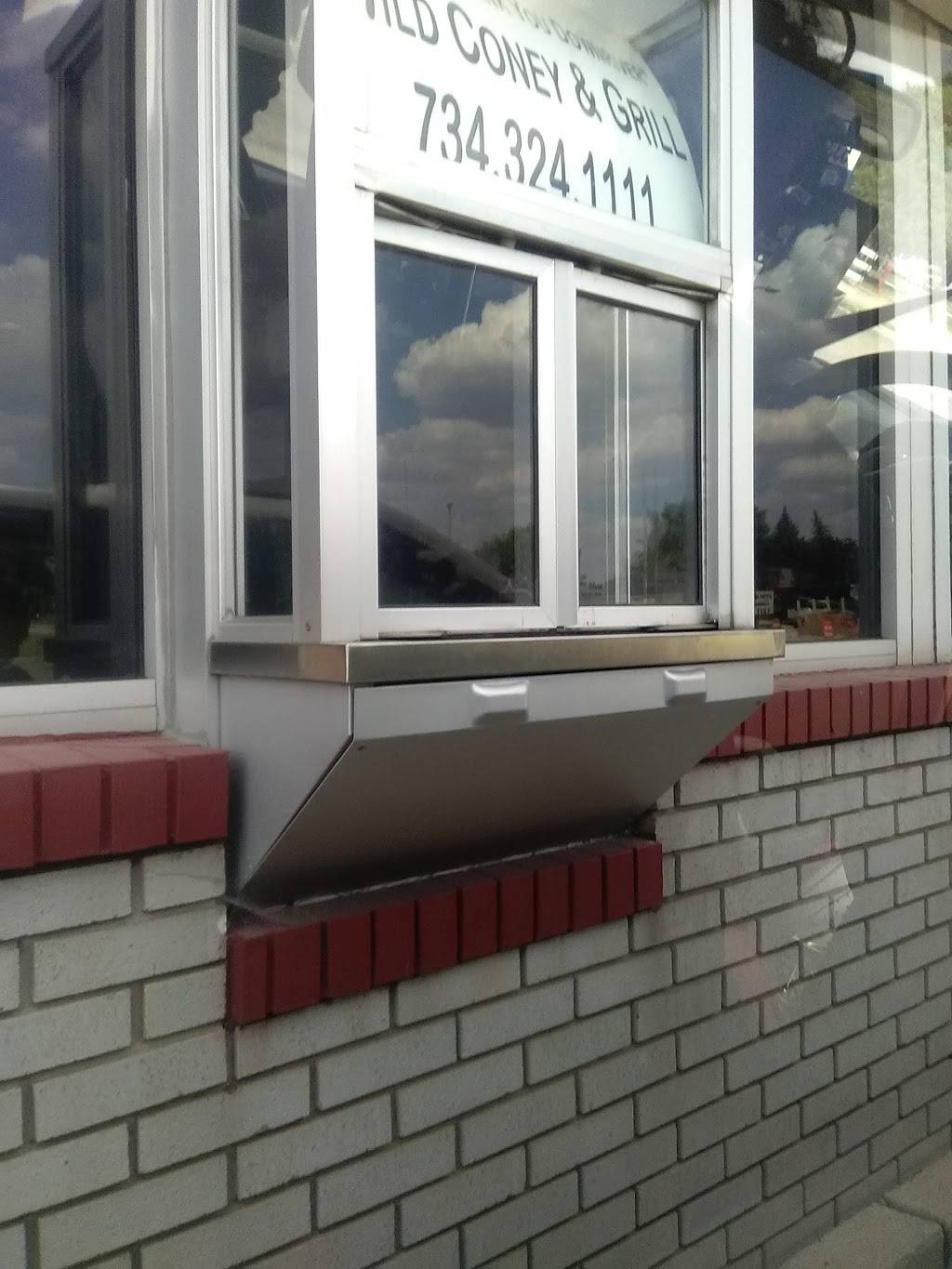 Wild Coney & Grill | restaurant | 15099 Northline Rd, Southgate, MI 48195, USA | 7343241111 OR +1 734-324-1111