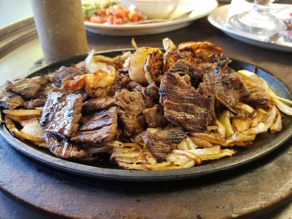 Taqueria Fiesta Charra | restaurant | 318 Enrique M. Barrera Pkwy, San Antonio, TX 78237, USA | 2103064991 OR +1 210-306-4991