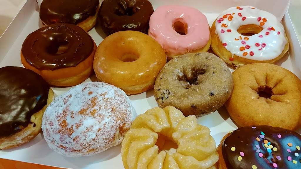 Dunkin | cafe | 2139 E Plaza Blvd, National City, CA 91950, USA | 6192671544 OR +1 619-267-1544