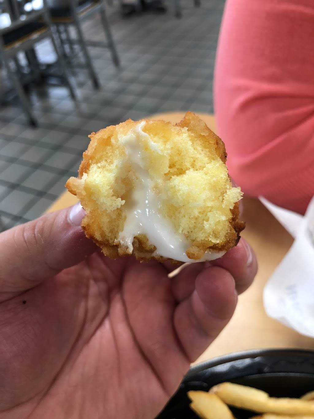 Long John Silvers | cafe | 601 S Commercial St, Harrisburg, IL 62946, USA | 6182527235 OR +1 618-252-7235