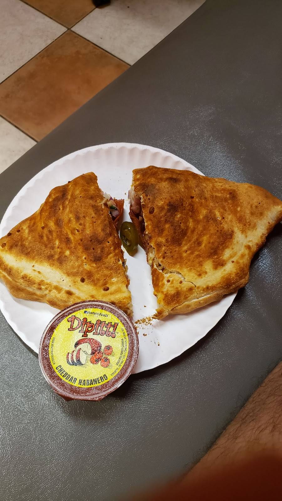 Pizza Flames | restaurant | 1965 Cottrelle Blvd, Brampton, ON L6P 2Z8, Canada | 9057945599 OR +1 905-794-5599