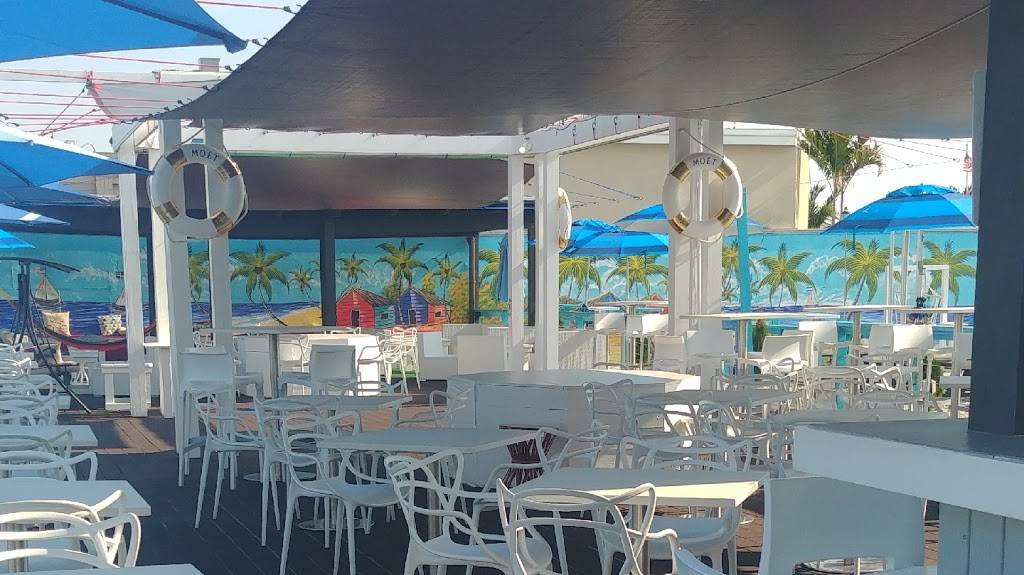 Boca Marina Restaurant and Bar | restaurant | 379 Woodcleft Ave, Freeport, NY 11520, USA | 5166236160 OR +1 516-623-6160