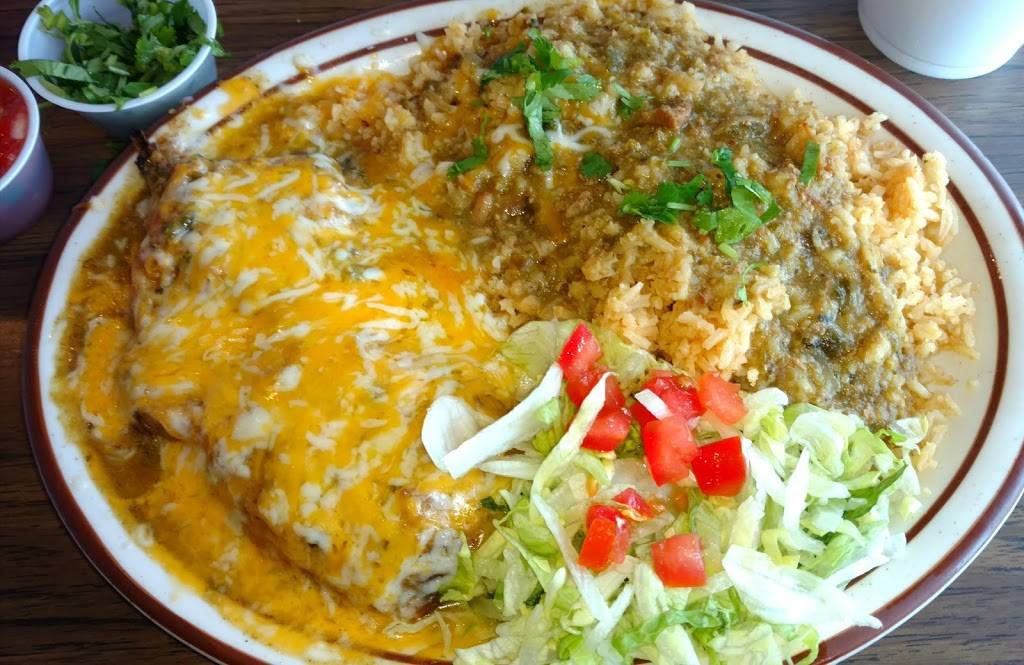 Speedy Zapatos Mexican Food | restaurant | 5225 N Blackstone Ave, Fresno, CA 93710, USA | 5594393271 OR +1 559-439-3271