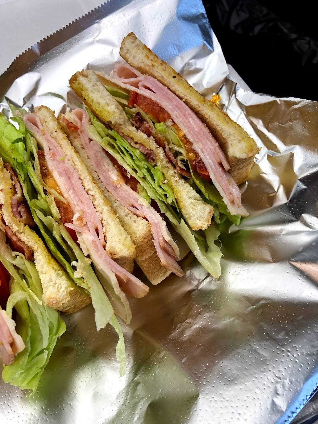 Regos Brickhouse Pizza | meal delivery | 326 New 4th St, Fairport Harbor, OH 44077, USA | 4408538346 OR +1 440-853-8346