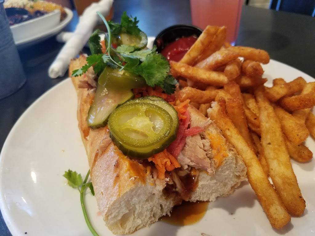 Pig Floyds Urban Barbakoa | restaurant | 1326 N Mills Ave, Orlando, FL 32803, USA | 4072030866 OR +1 407-203-0866