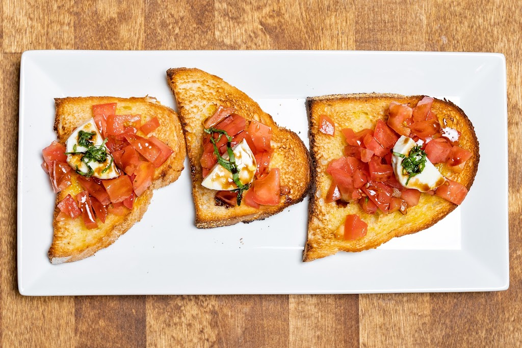 Whatzzapp | restaurant | 9059 SW 73rd Ct, Miami, FL 33156, USA | 7865367088 OR +1 786-536-7088