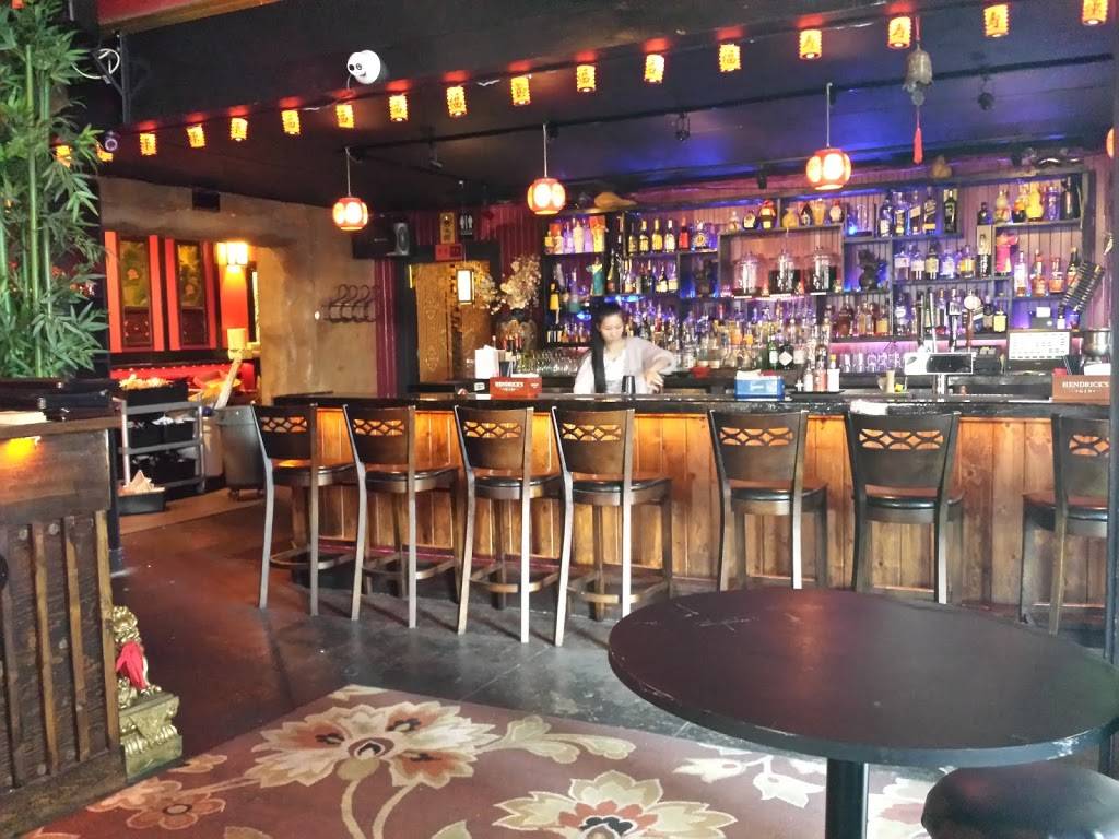 Dragon Gate | restaurant | 300 Broadway, Oakland, CA 94607, USA | 5109228032 OR +1 510-922-8032