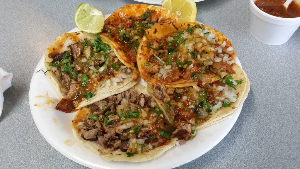 Chemas Tacos | restaurant | 11527 Whittier Blvd, Whittier, CA 90601, USA | 5626992335 OR +1 562-699-2335