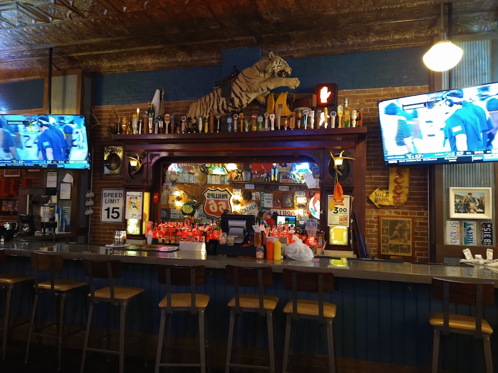 Nosey Roseys Bar & Grilla | restaurant | 139 W Main St, Solomon, KS 67480, USA | 7852610318 OR +1 785-261-0318