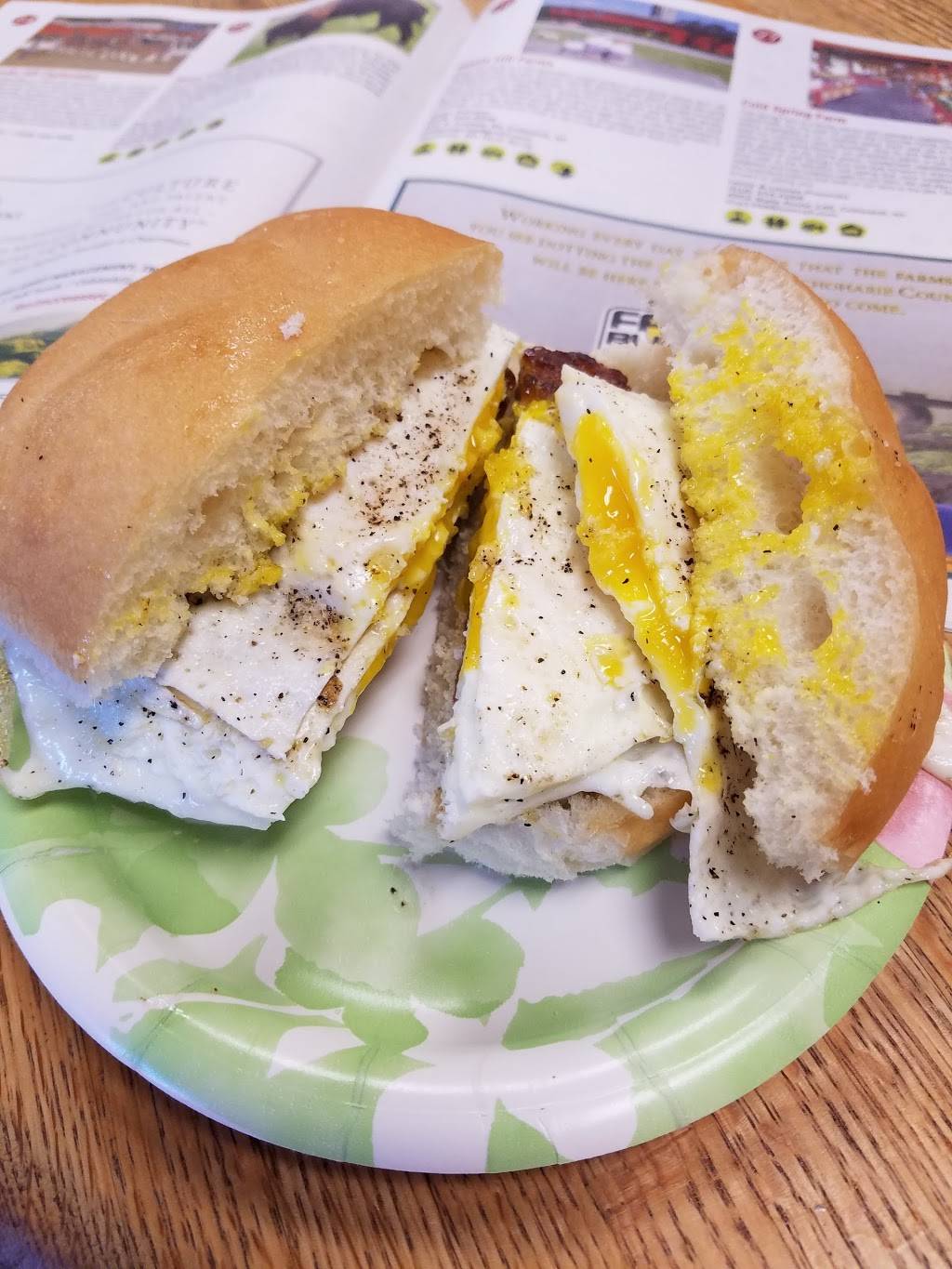 Village Market & Deli | meal takeaway | 6234 Main St, Tannersville, NY 12485, USA | 5185896111 OR +1 518-589-6111