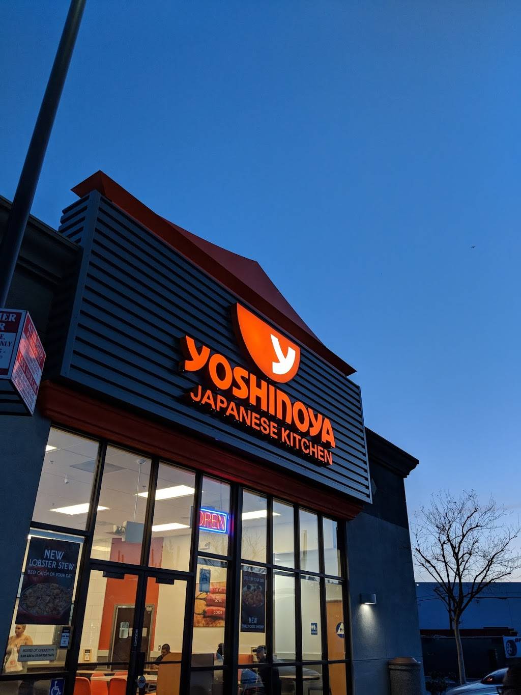 Yoshinoya De Soto & Knapp | restaurant | 9157 De Soto Ave, Chatsworth, CA 91311, USA | 8184357606 OR +1 818-435-7606