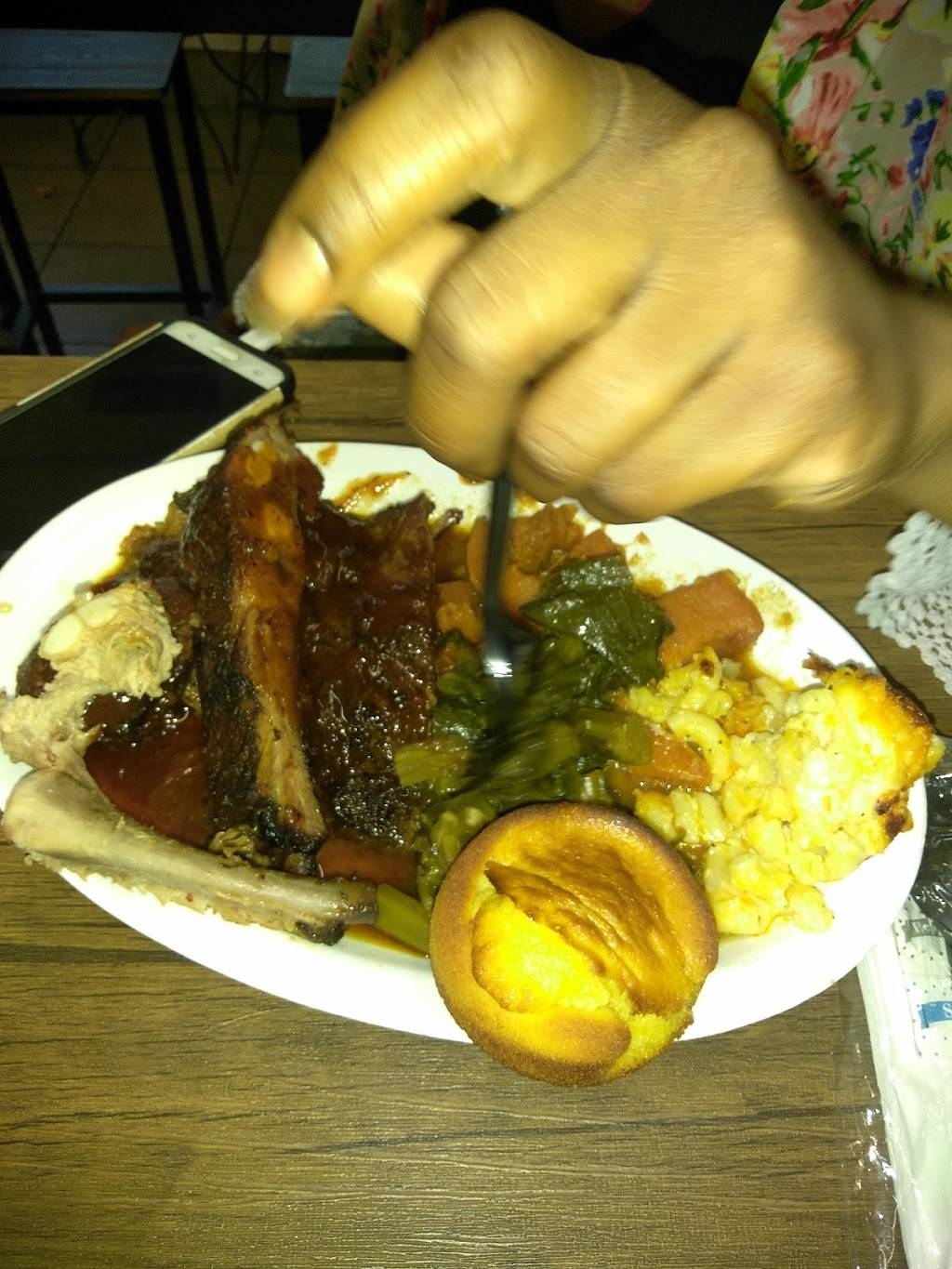 Ds Original Take Out Grill | restaurant | 7873 S Western Ave, Los Angeles, CA 90047, USA | 3239713663 OR +1 323-971-3663