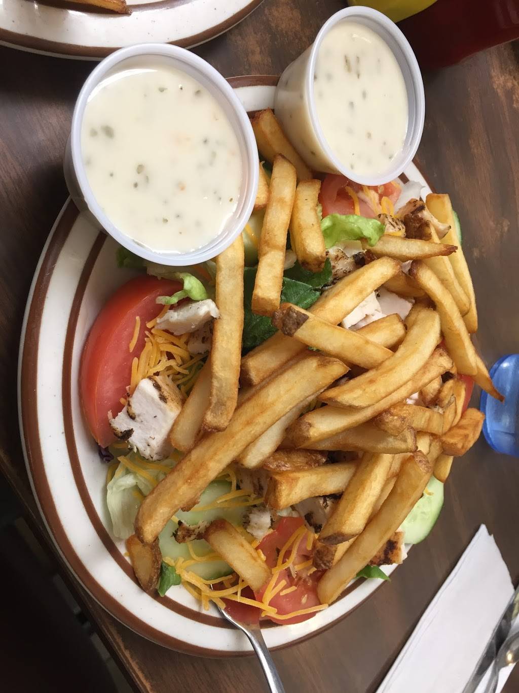 Meeders | restaurant | 19 E Main St, Ripley, NY 14775, USA | 7167367381 OR +1 716-736-7381