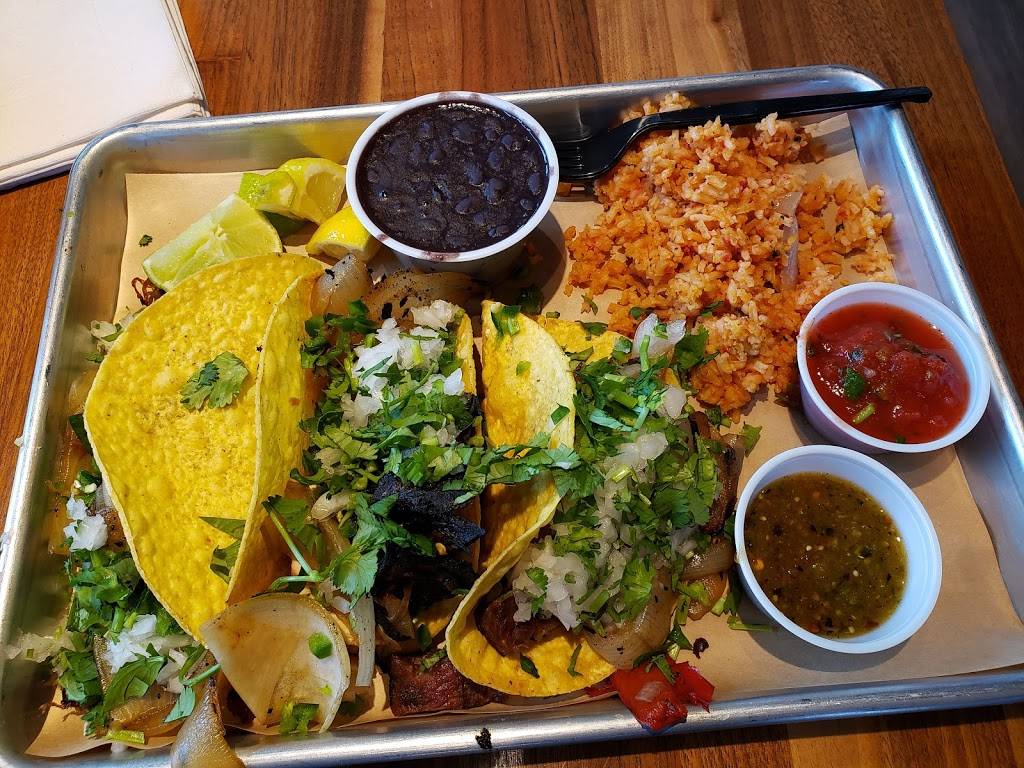 Chiloso Mexican Bistro | restaurant | 1152 N Buckner Blvd, Dallas, TX 75218, USA | 4692480084 OR +1 469-248-0084