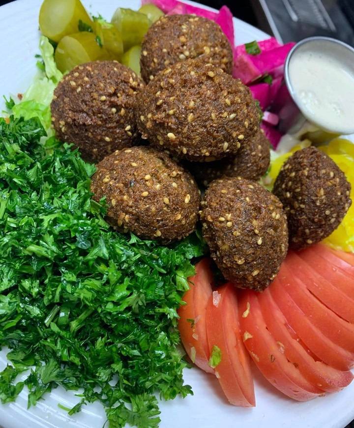 La Shawarma Mediterranean Restaurant | restaurant | 1475 Palm Coast Pkwy NW Unit 102, Palm Coast, FL 32137, USA | 3865854640 OR +1 386-585-4640