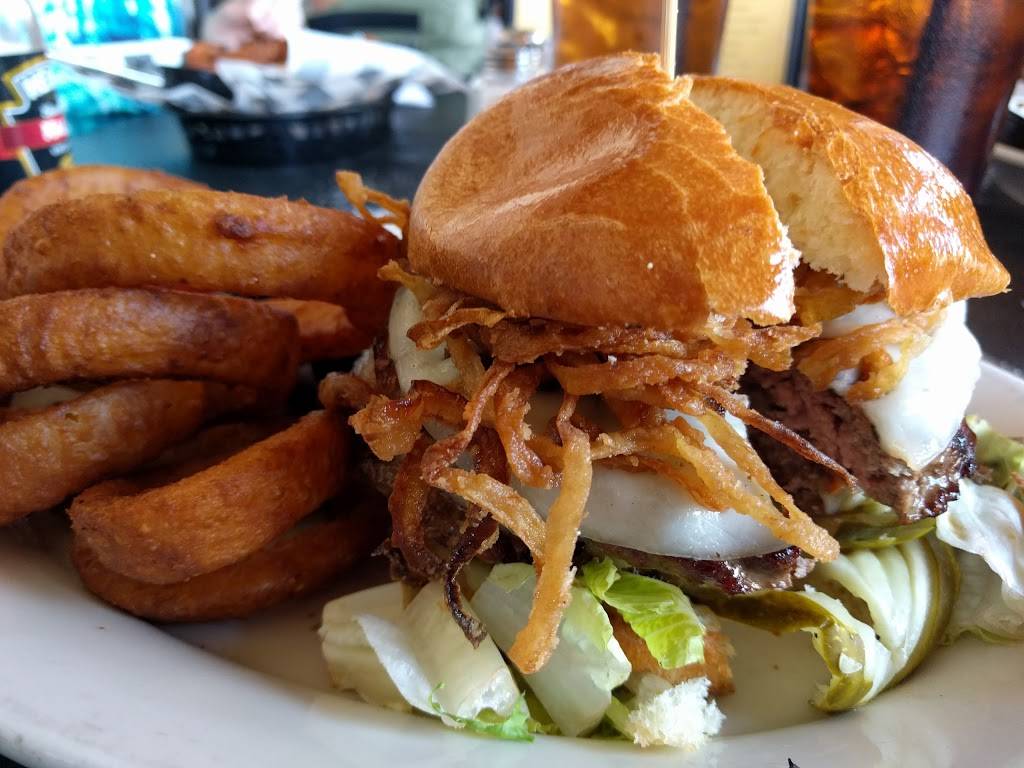 Smokin Burgers & Lounge | restaurant | 1775 E Palm Canyon Dr #220, Palm Springs, CA 92264, USA | 7608835999 OR +1 760-883-5999