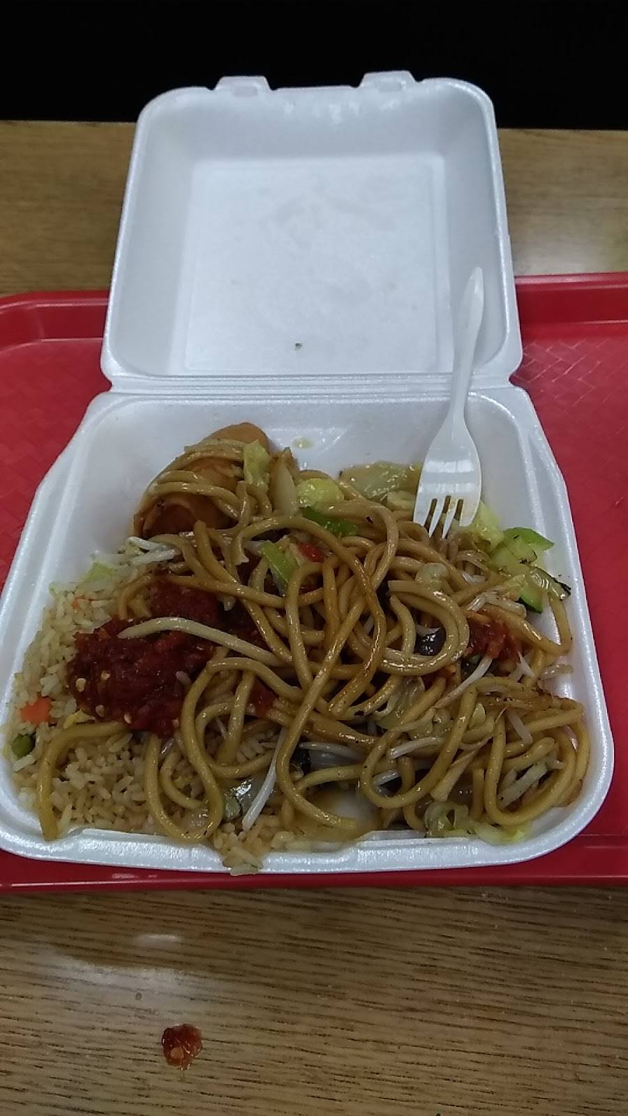 Wongs Wok Chinese Food | restaurant | 19361 Saticoy St Ste D, #D, CA 91335, USA | 8187182970 OR +1 818-718-2970