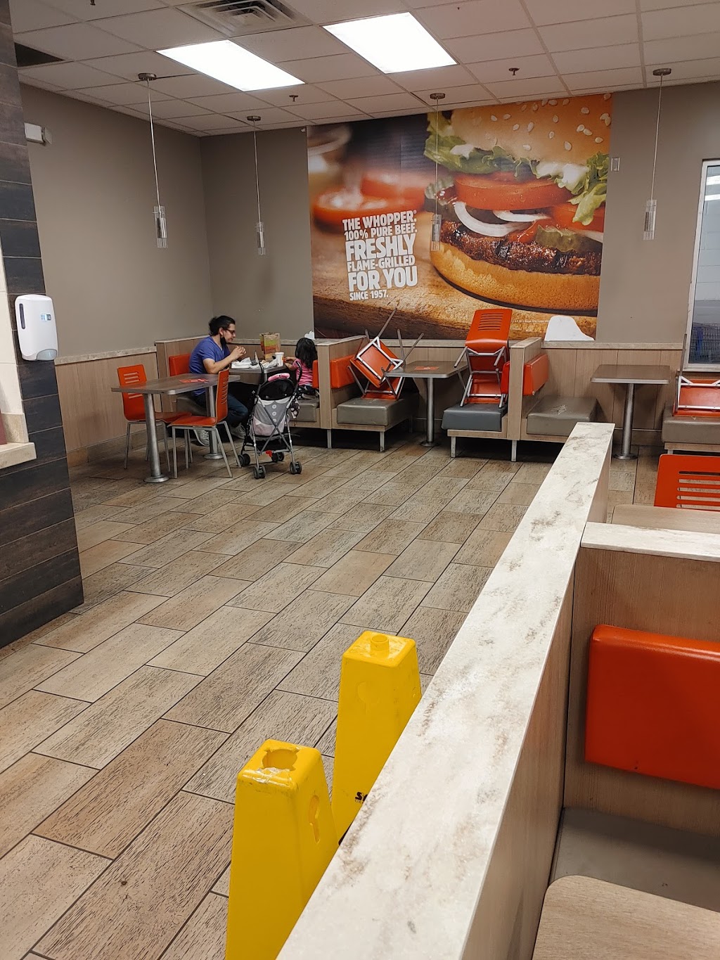 Burger King | restaurant | 4400 W Tennessee St, Tallahassee, FL 32304, USA | 8505743588 OR +1 850-574-3588