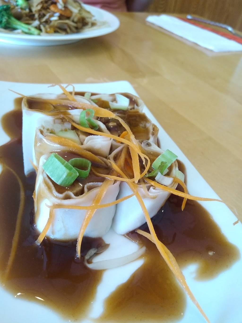 Thai Square Restaurant | restaurant | 1550 E Oakton St, Des Plaines, IL 60018, USA | 8476351008 OR +1 847-635-1008