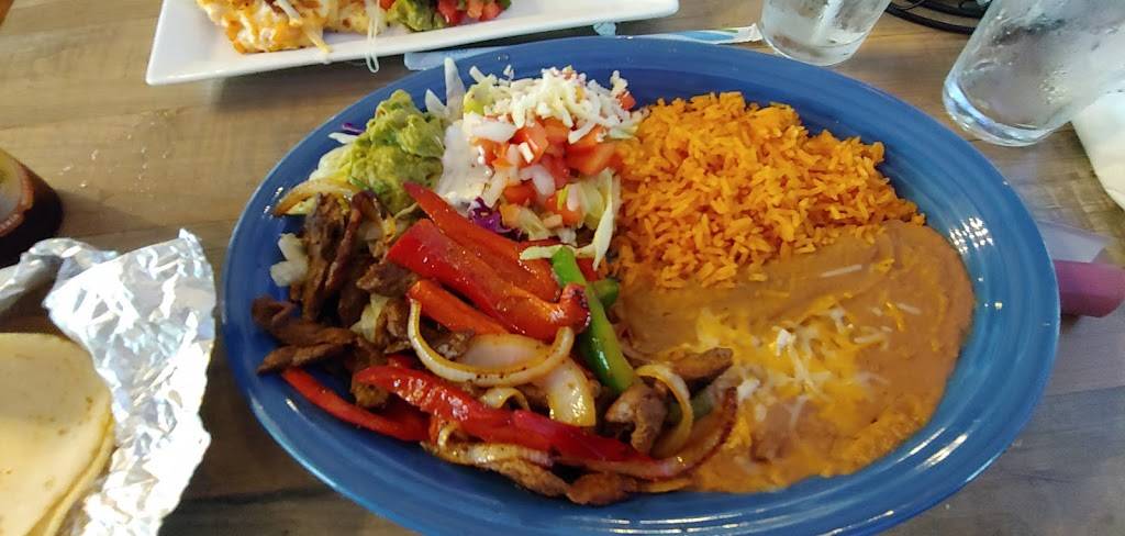 La Riviera Marisqueria | restaurant | 1310 W Sugar Creek Rd, Charlotte, NC 28262, USA | 7045982215 OR +1 704-598-2215