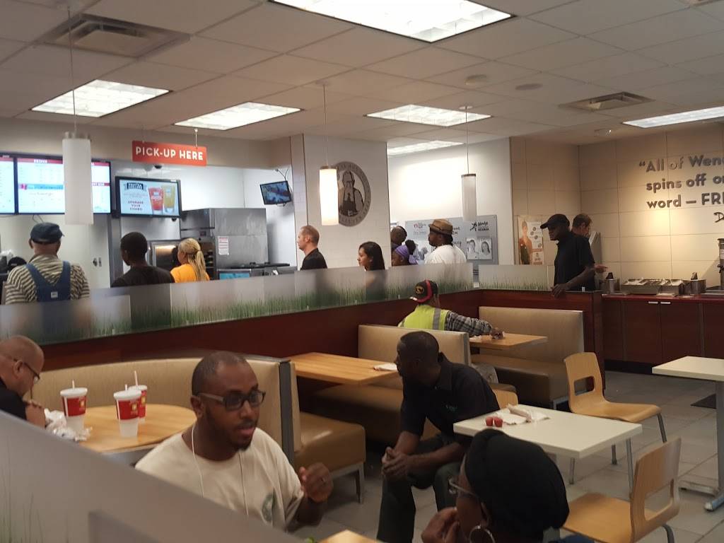 Wendys | restaurant | 1025 Ralph David Abernathy Blvd, Atlanta, GA 30310, USA | 4047525744 OR +1 404-752-5744