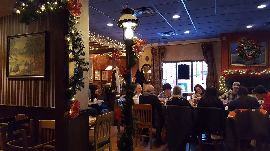 Dominics Italian Restaurant | restaurant | 221 S Jefferson St, Medina, OH 44256, USA | 3307258424 OR +1 330-725-8424