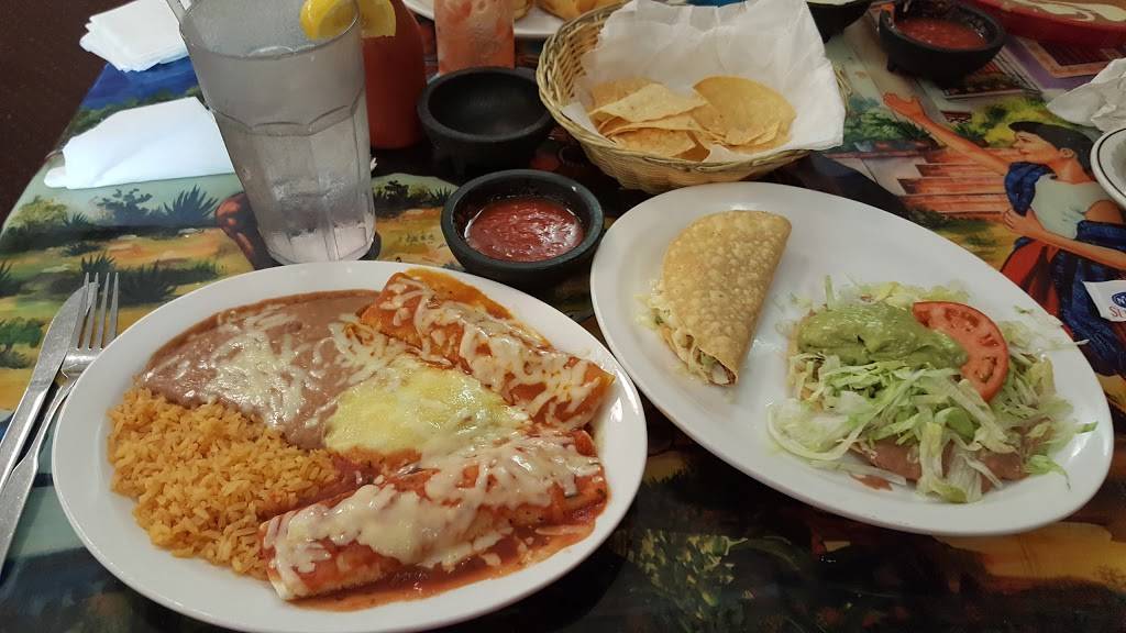 Jalisco Restaurant | restaurant | 107 N Main St, Lindsborg, KS 67456, USA | 7852278987 OR +1 785-227-8987