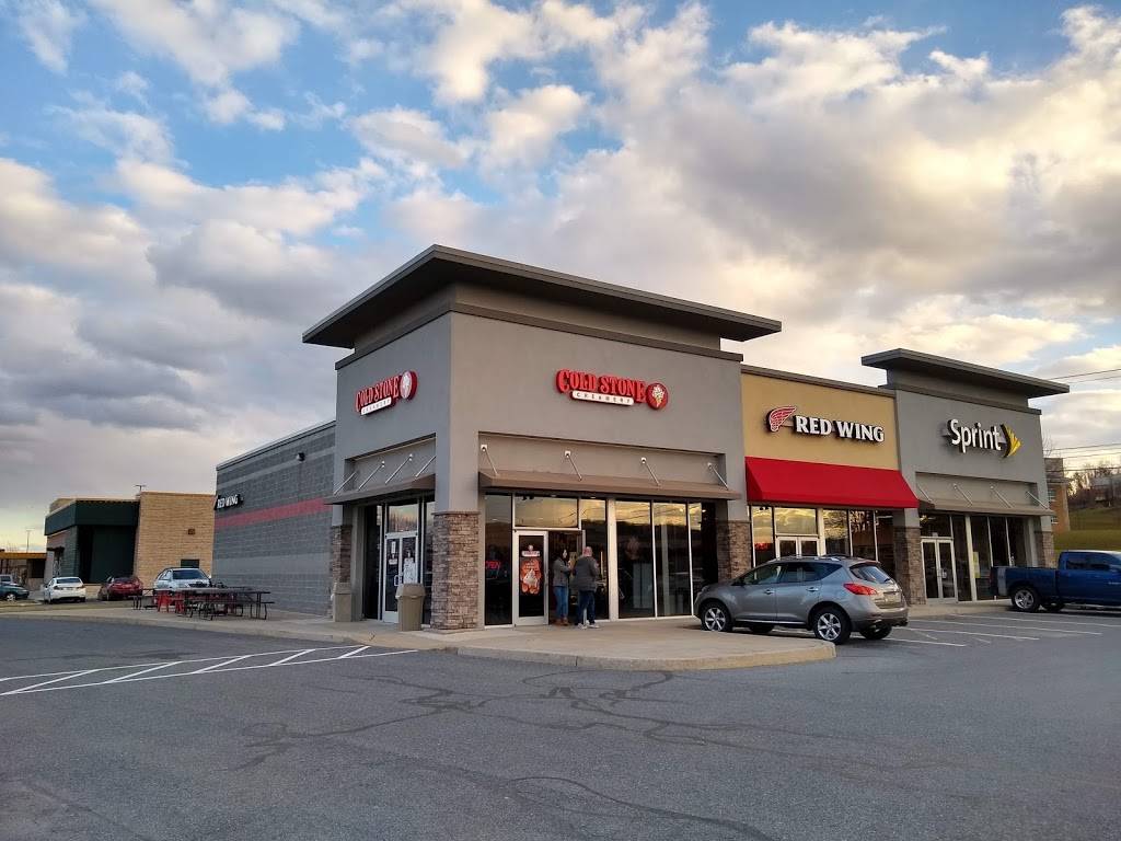 Cold Stone Creamery | bakery | 2747 Papermill Rd Ste 21A, Reading, PA 19610, USA | 6106852780 OR +1 610-685-2780
