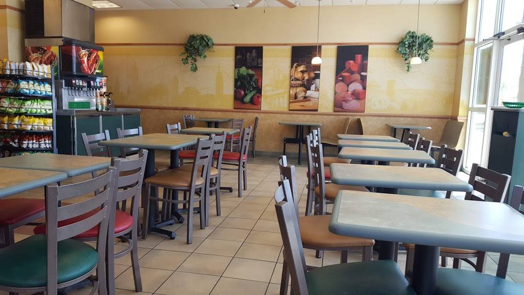 Subway Restaurants | restaurant | 500 Seawall Blvd #400, Galveston, TX 77550, USA | 4097622500 OR +1 409-762-2500