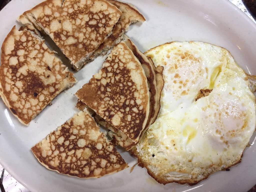 Jaliscos Mexican Grill | restaurant | 10905 North Fwy, Houston, TX 77037, USA | 2815911999 OR +1 281-591-1999