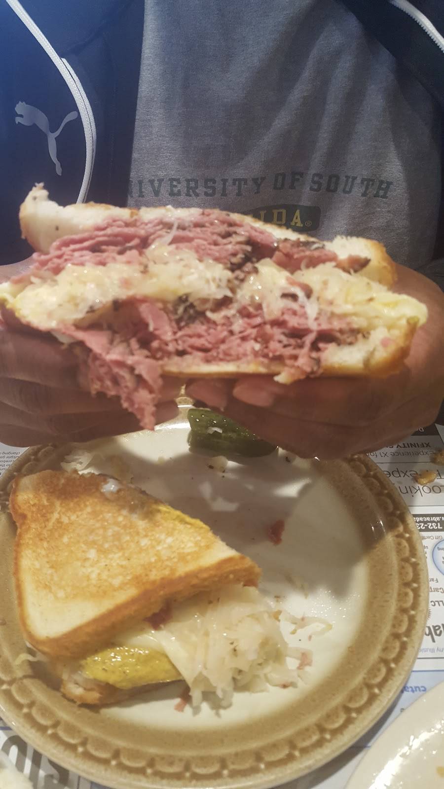 Wolfies | restaurant | 199 NJ-37, Toms River, NJ 08753, USA | 7322449466 OR +1 732-244-9466