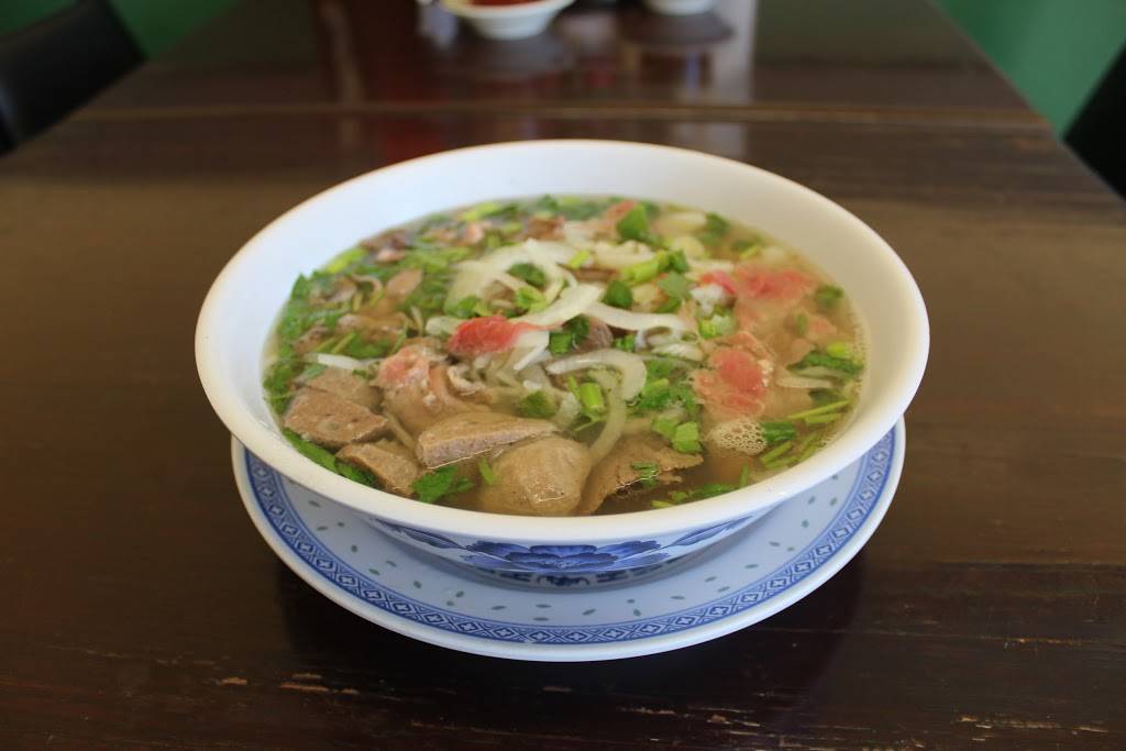 Pho-White Center | restaurant | 9642 16th Ave SW, Seattle, WA 98106, USA | 2064201685 OR +1 206-420-1685