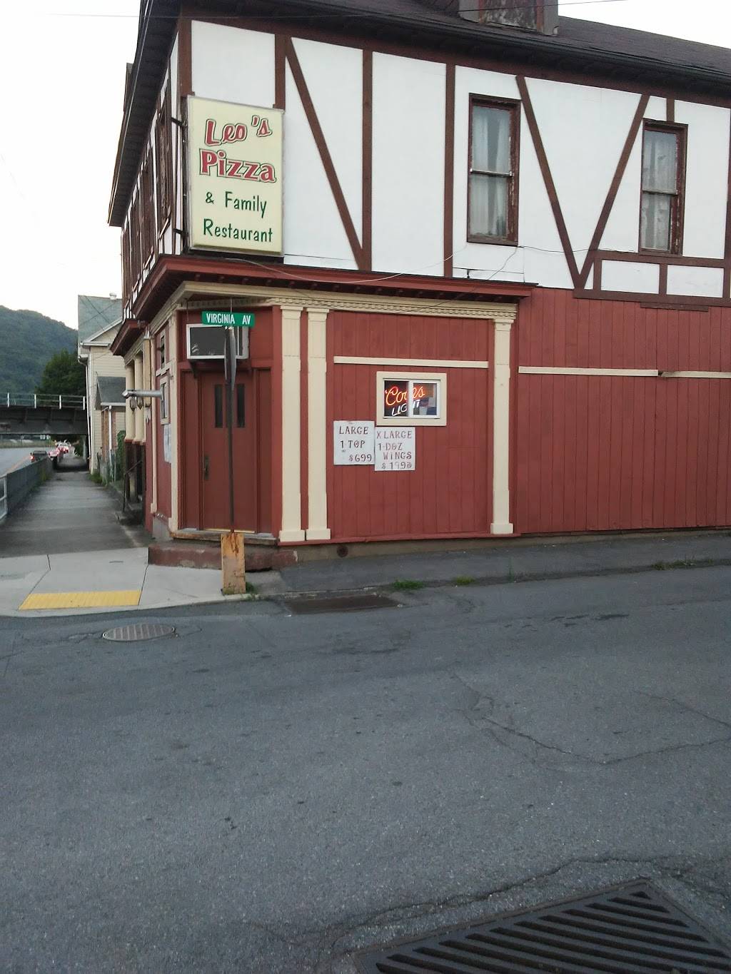 Leos Pizza | restaurant | 61 Fairfield Ave, Johnstown, PA 15906, USA | 8145354358 OR +1 814-535-4358