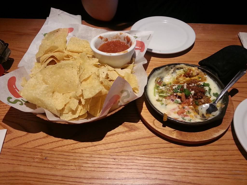 Chilis Grill & Bar | restaurant | 8100 Wyoming Blvd NE, Albuquerque, NM 87113, USA | 5057972733 OR +1 505-797-2733