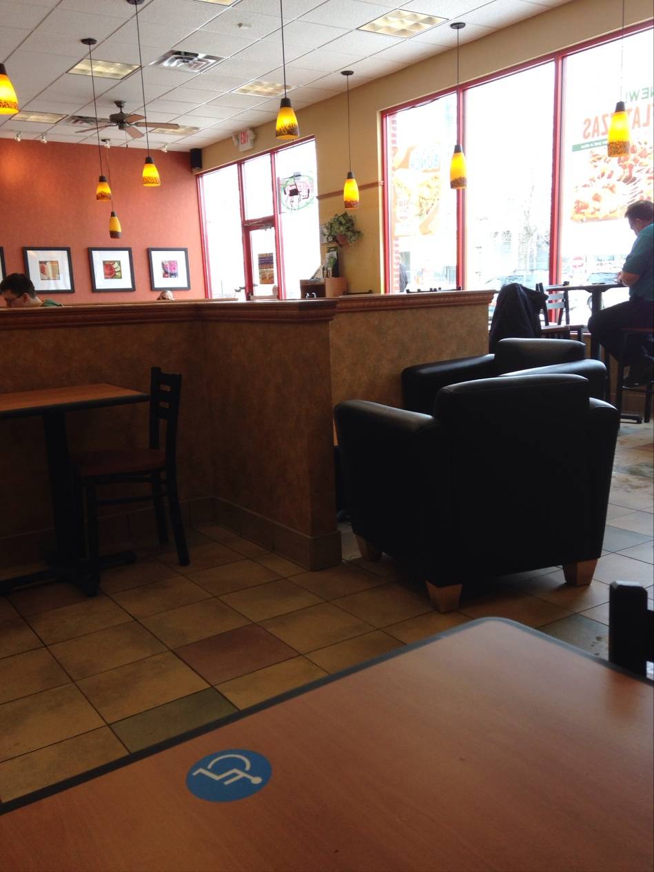 Subway | meal takeaway | 1400 5th St SE, Minneapolis, MN 55455, USA | 6123316716 OR +1 612-331-6716