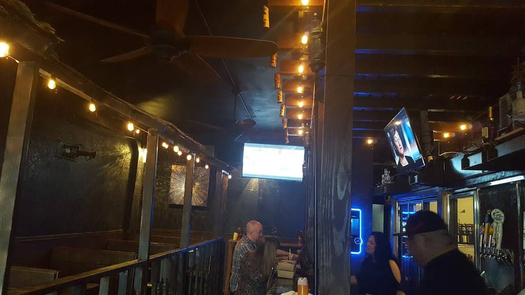 Tastys T&Ms | restaurant | 4806, 8605 14th Ave S, Seattle, WA 98108, USA | 2066980504 OR +1 206-698-0504