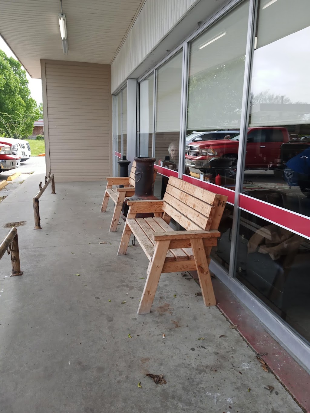 East Side Cafe | cafe | 720 C St, Pryor, OK 74361, USA | 9188252110 OR +1 918-825-2110