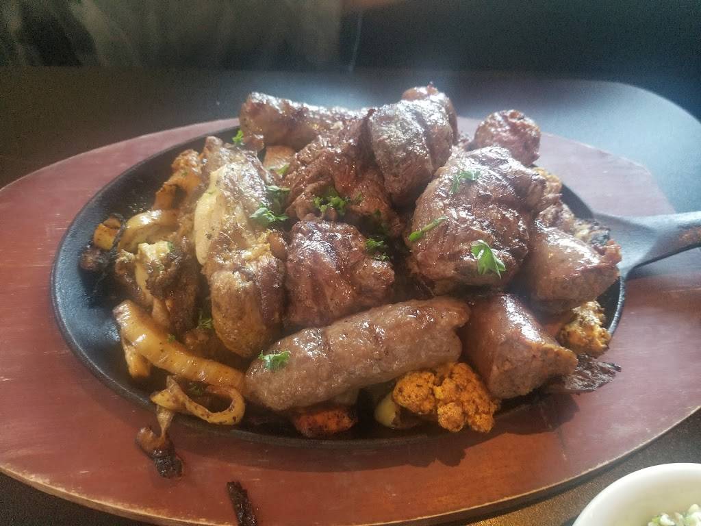 Falafel Guys | restaurant | 105 W Freistadt Rd, Mequon, WI 53092, USA | 2623024122 OR +1 262-302-4122