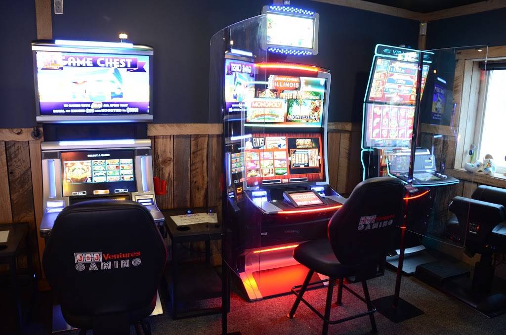 Shoebox Gaming Pub | restaurant | 104 Pearl St, Teutopolis, IL 62467, USA | 2178136064 OR +1 217-813-6064