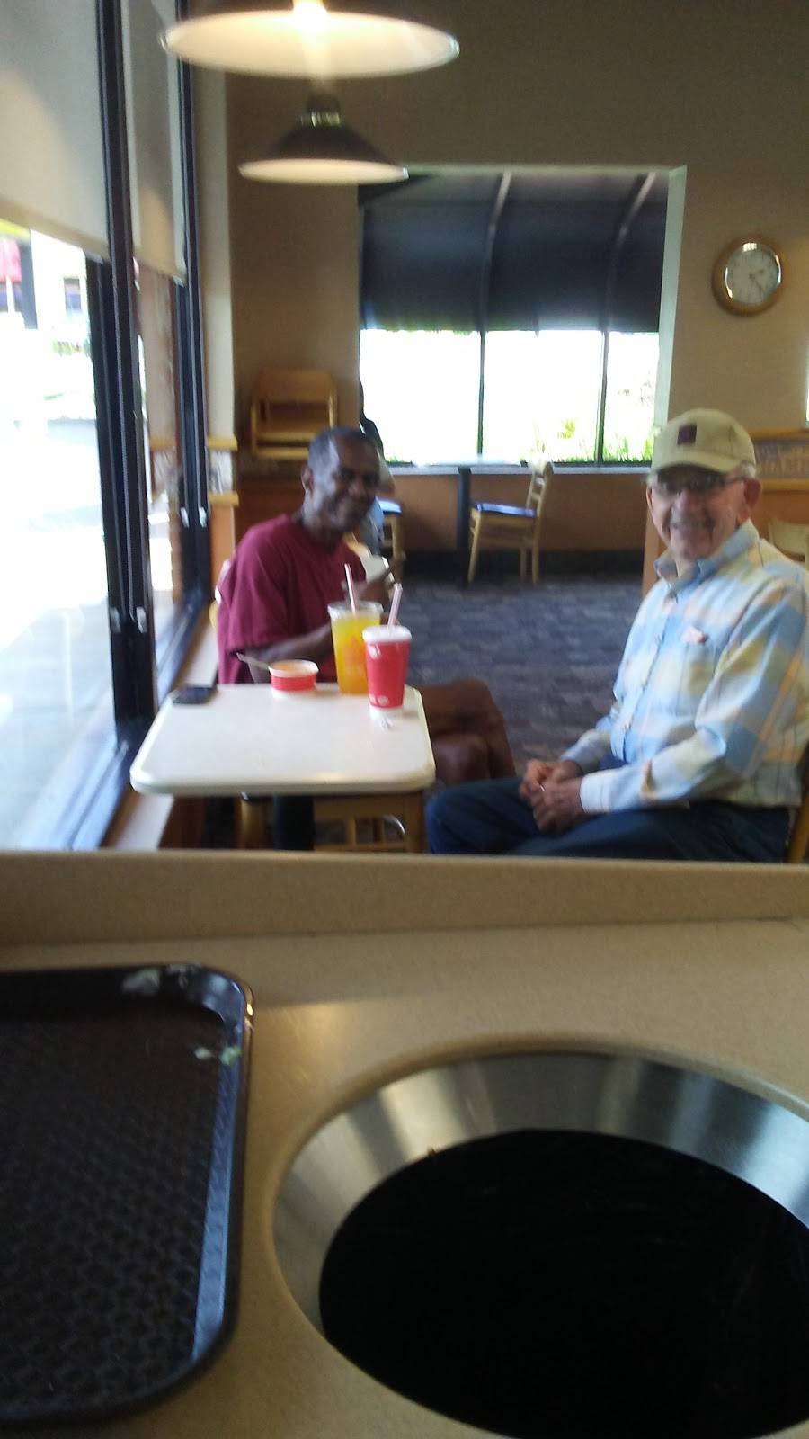 Wendys | restaurant | 1505 Earl L Core Rd, Morgantown, WV 26505, USA | 3042920904 OR +1 304-292-0904